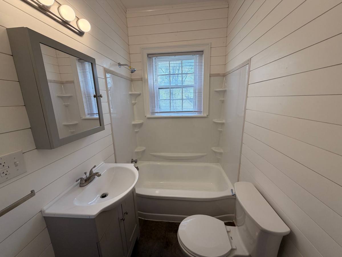 Apartment for rent at 432 E Lytle St, Murfreesboro, TN 37130