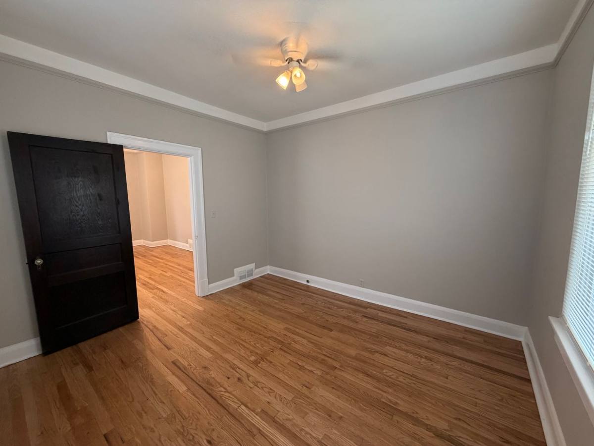 Apartment for rent at 432 E Lytle St, Murfreesboro, TN 37130