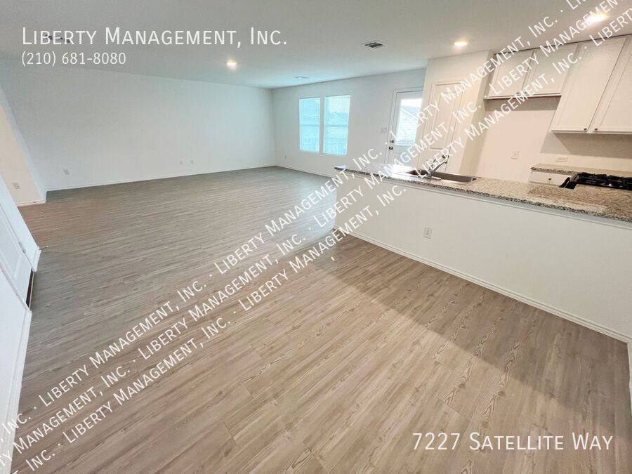 House for rent at 7227 Satellite Way, San Antonio, TX 78252
