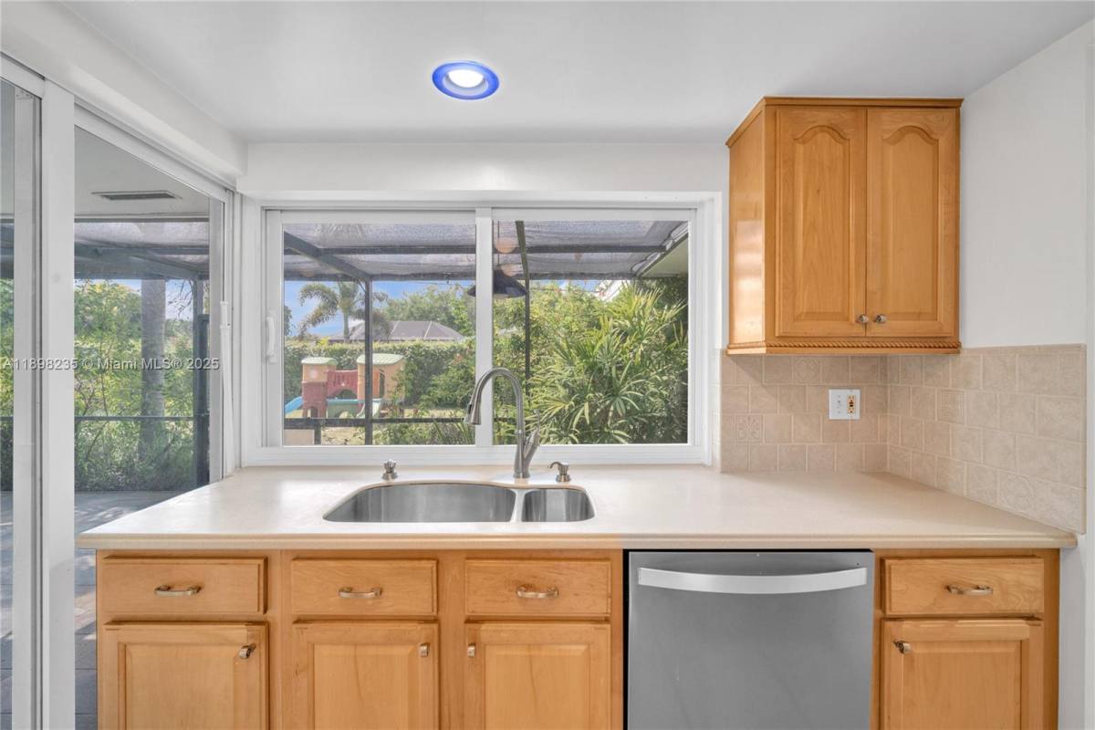 Apartment for rent at 15460 SW 82nd Court, Miami, FL 33157