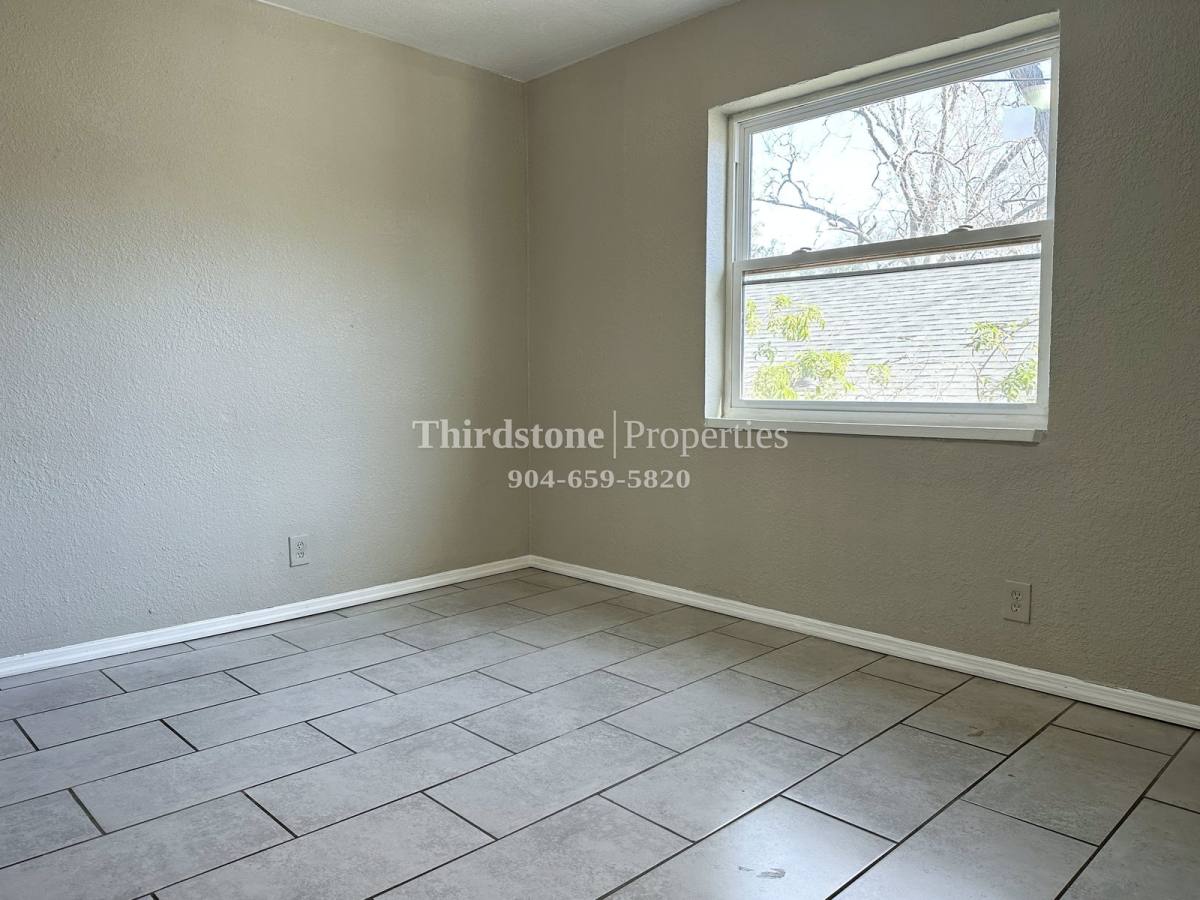 Apartment for rent at 1437 W 26th St #4, Jacksonville, FL 32209