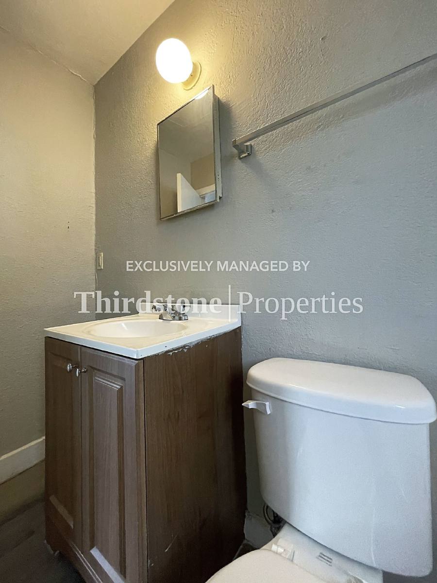 Apartment for rent at 1437 W 26th St #4, Jacksonville, FL 32209