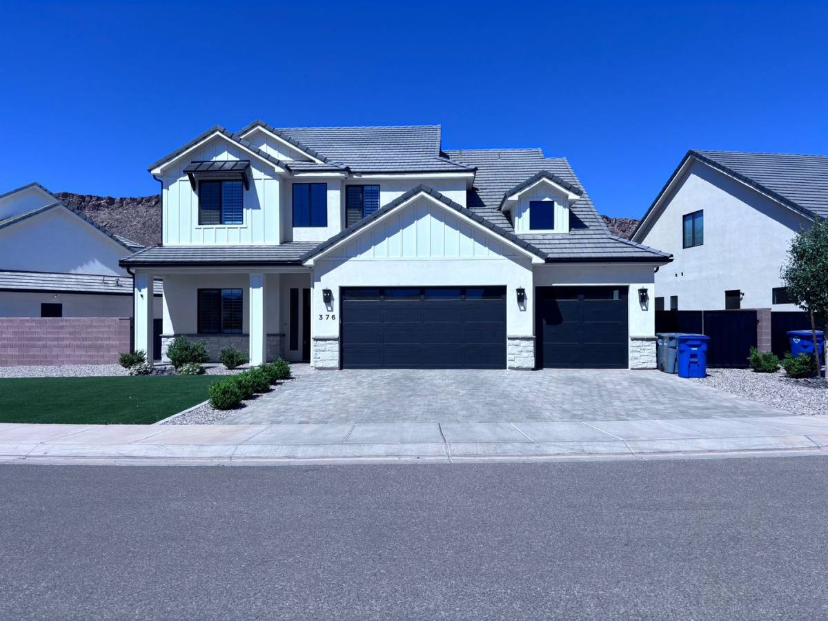 House for rent at 376 S Water Course Dr, Washington, UT 84780