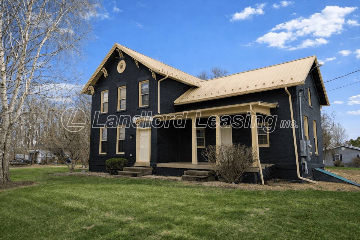 House for rent at 9005 Murray Ridge Rd, Elyria, OH 44035