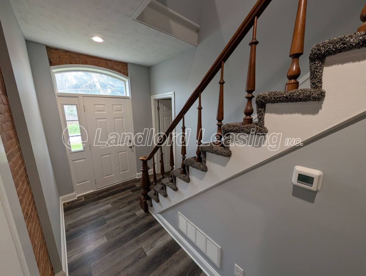 House for rent at 9005 Murray Ridge Rd, Elyria, OH 44035