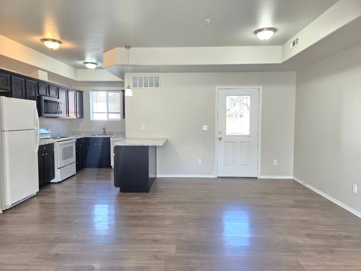 Apartment for rent at 3887 W 7th Ave #B-230, Kennewick, WA 99336