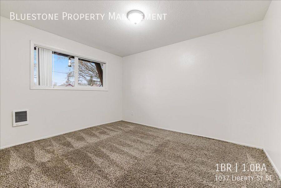 Apartment for rent at 1037 Liberty St SE, Salem, OR 97302