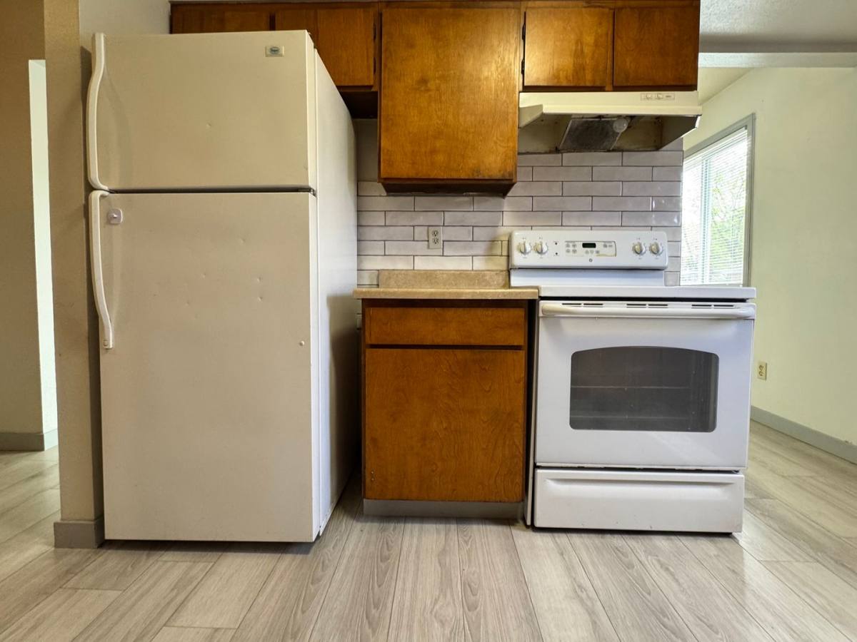 Apartment for rent at 1606 S 1st Ave, Yakima, WA 98902