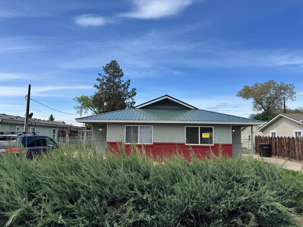Apartment for rent at 1606 S 1st Ave, Yakima, WA 98902