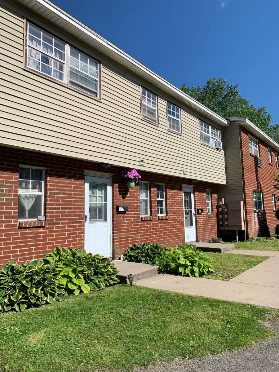 Townhouse for rent at 402-417 Lawrence Ave, Syracuse, NY 13212