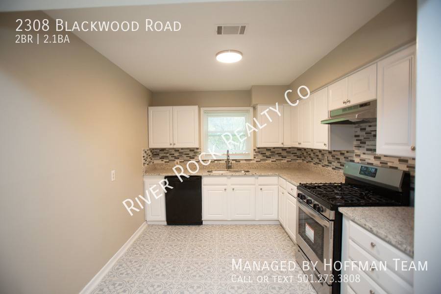 Townhouse for rent at 2308 Blackwood Rd, Little Rock, AR 72207
