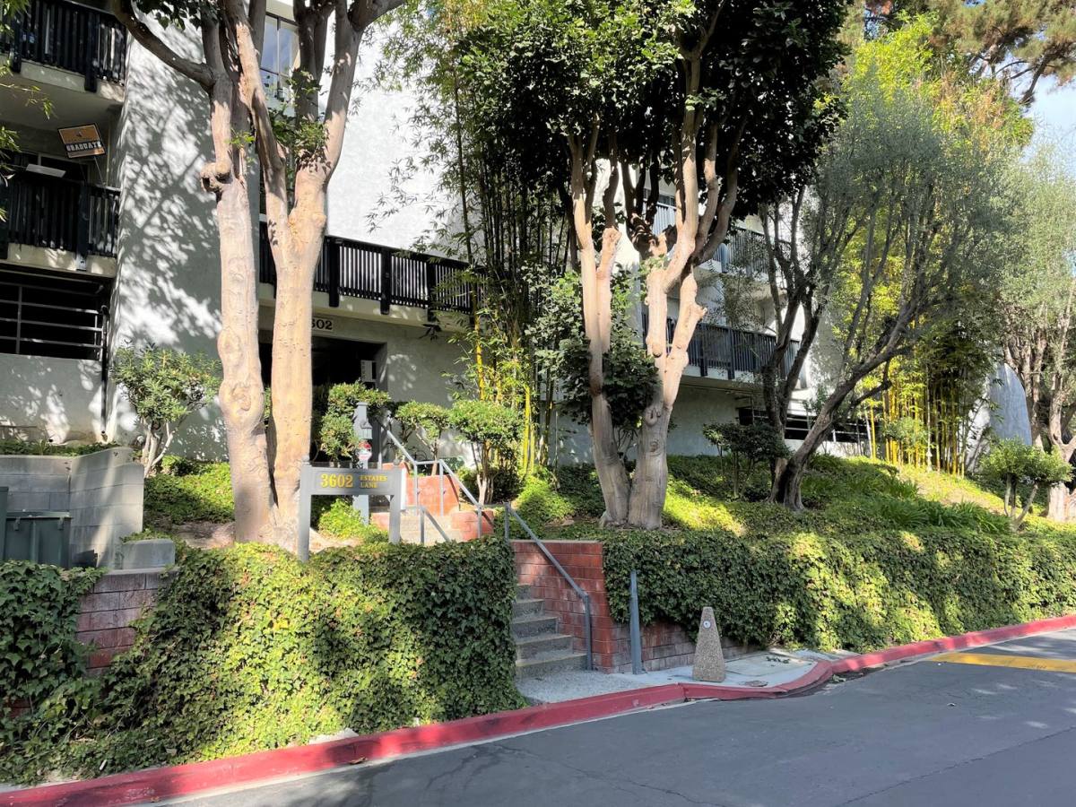 Condo for rent at 3602 W Estates Lane, Palos Verdes Peninsula, CA 90274