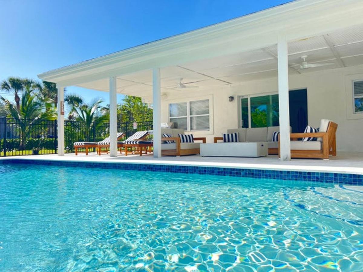 House for rent at 9 W Riverside Dr, Jupiter, FL 33469