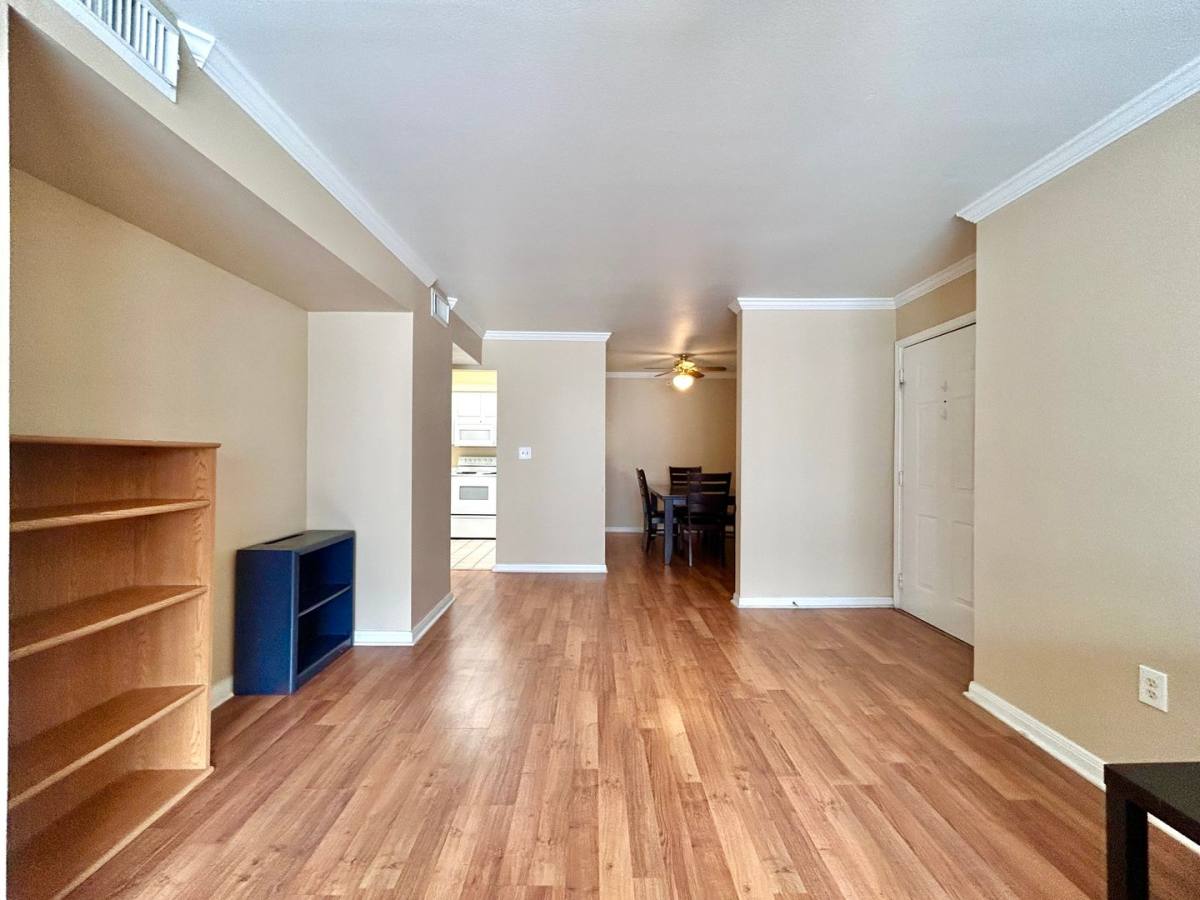 House for rent at 501 W 26th St #214, Austin, TX 78705