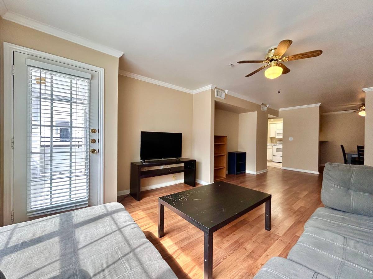 House for rent at 501 W 26th St #214, Austin, TX 78705