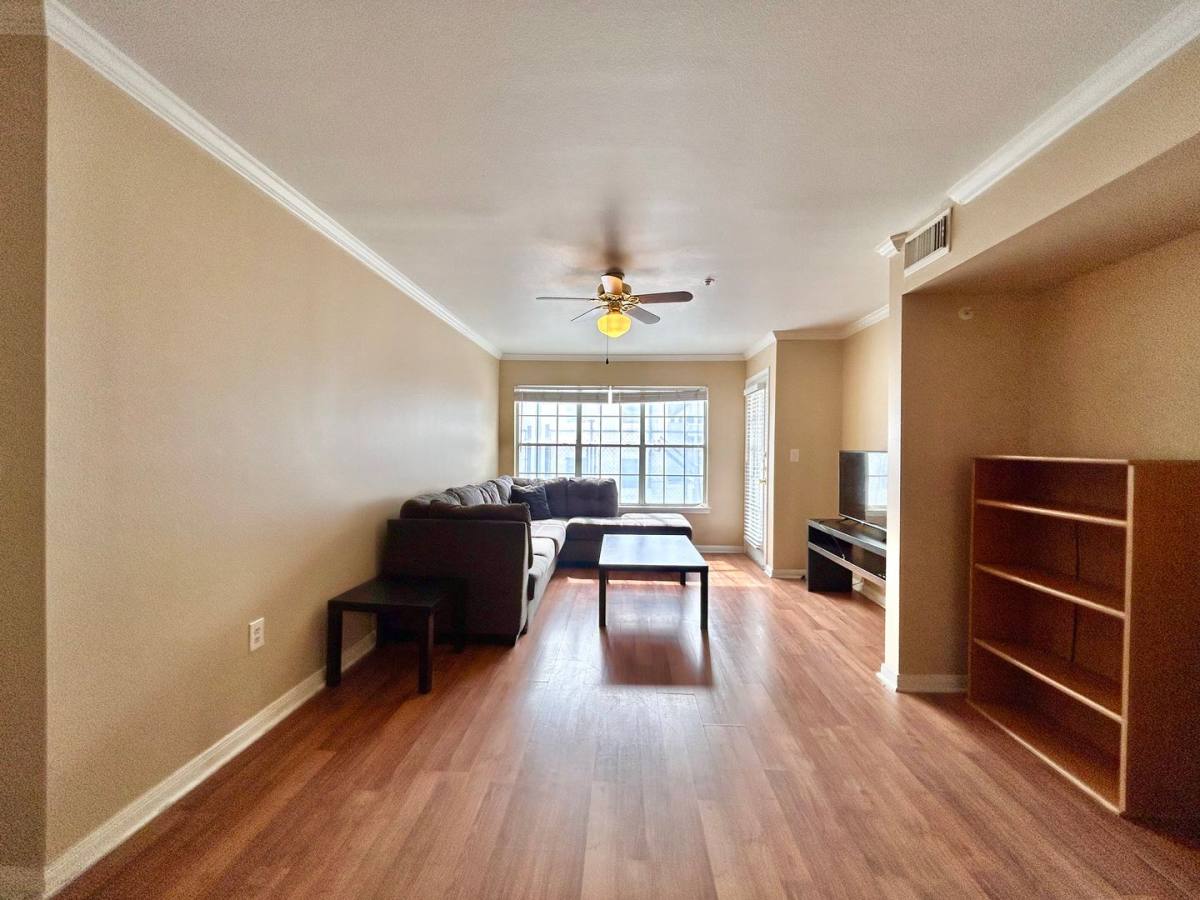 House for rent at 501 W 26th St #214, Austin, TX 78705