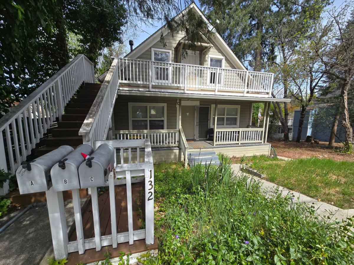 Apartment for rent at 132 Race St, Grass Valley, CA 95945