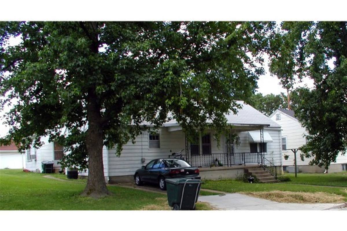 Apartment for rent at 1602 N Cedar St, Rolla, MO 65401