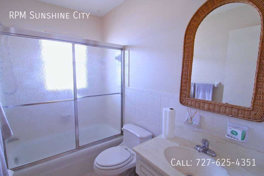 House for rent at 10321 Larchmont Place N, Pinellas Park, FL 33782