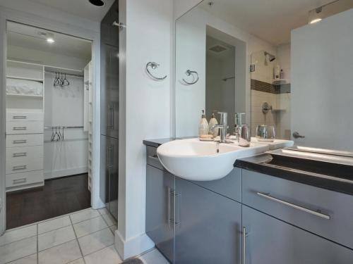 Condo for rent at 300 Bowie St #2803, Austin, TX 78703