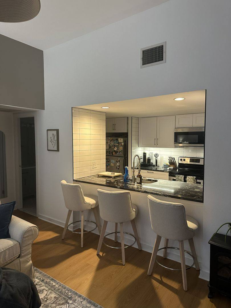 Apartment for rent at 24-30 S Bank St, Philadelphia, PA 19106