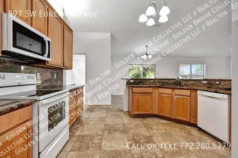 House for rent at 997 SW Eureka Ave, Port Saint Lucie, FL 34953