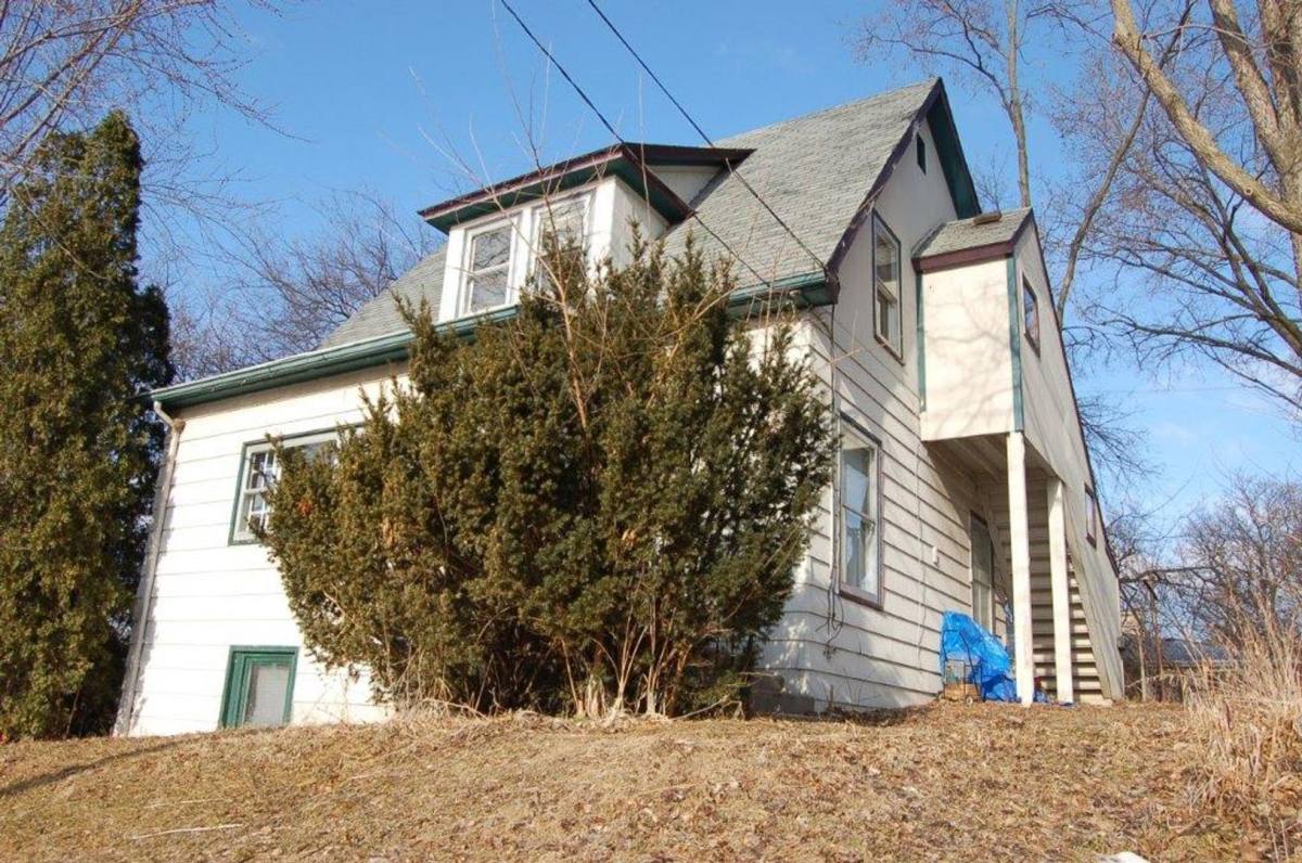 Apartment for rent at 1626 Winnebago St, Madison, WI 53704