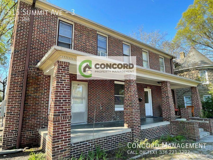 Apartment for rent at 515 Summit Ave #3, Greensboro, NC 27405