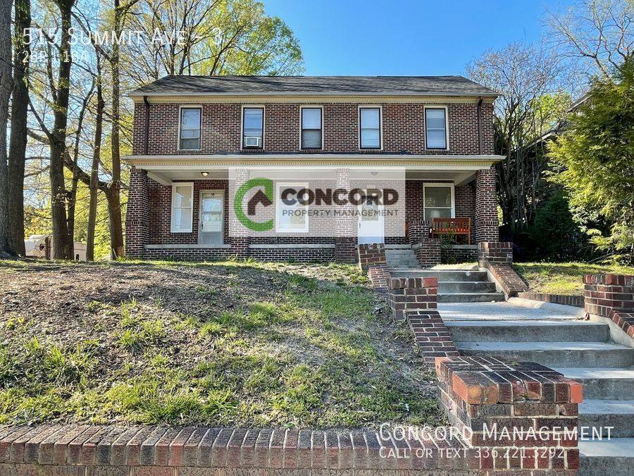 Apartment for rent at 515 Summit Ave #3, Greensboro, NC 27405
