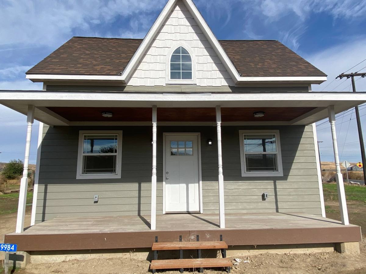 House for rent at 9984 Rd 23 NE, Stratford, WA 98853