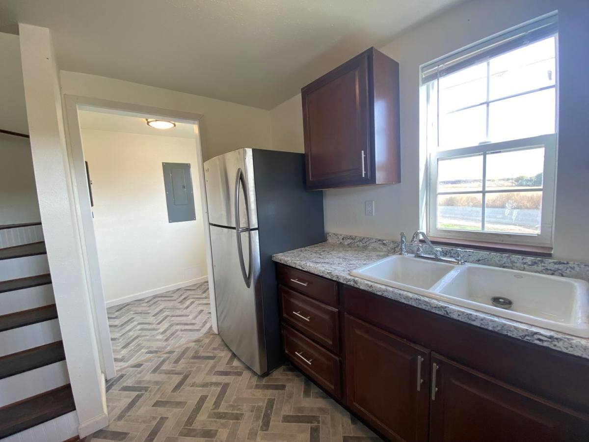 House for rent at 9984 Rd 23 NE, Stratford, WA 98853