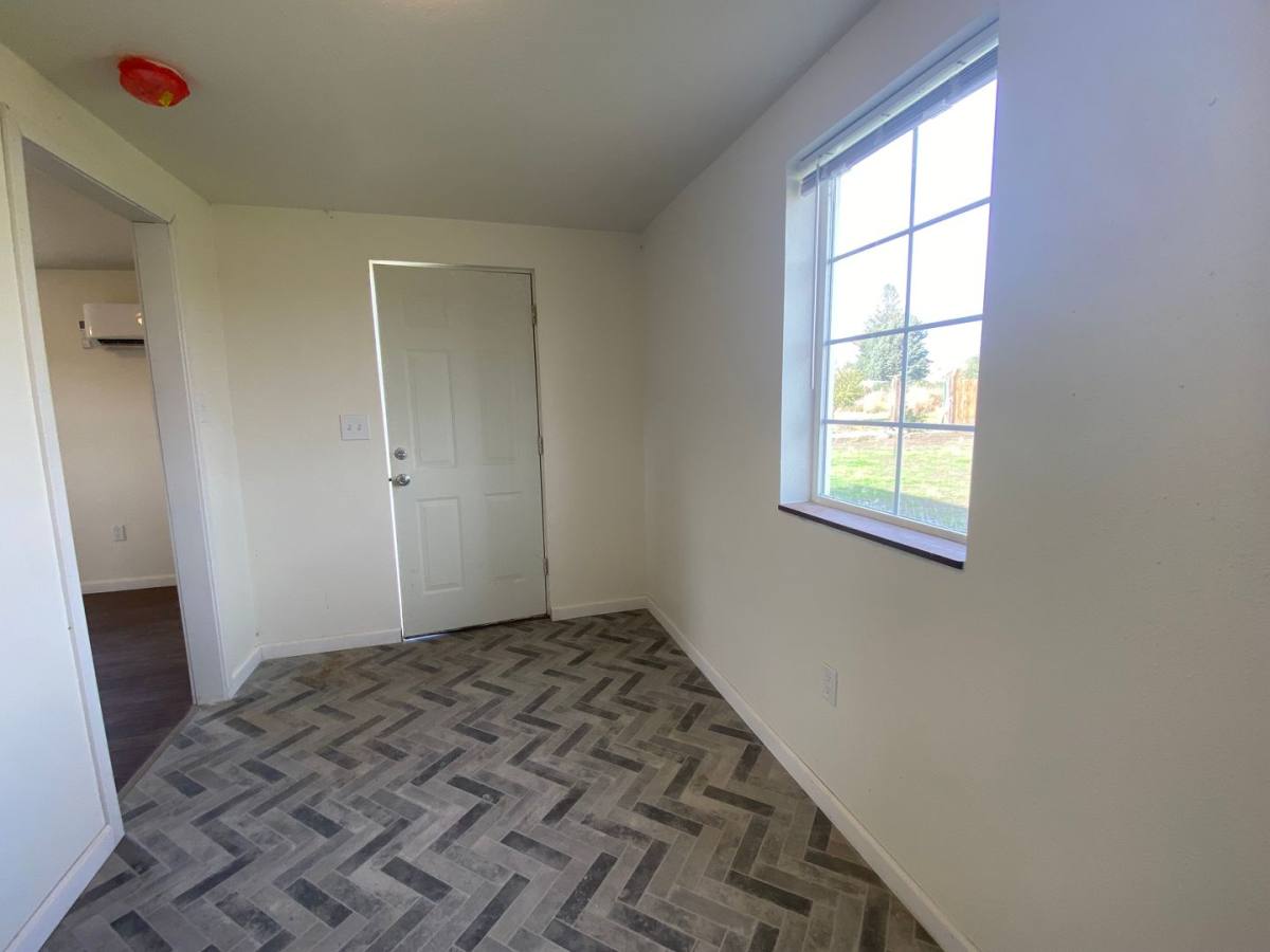 House for rent at 9984 Rd 23 NE, Stratford, WA 98853