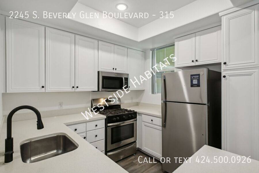 Apartment for rent at 2245 S Beverly Glen Blvd #315, Los Angeles, CA 90024