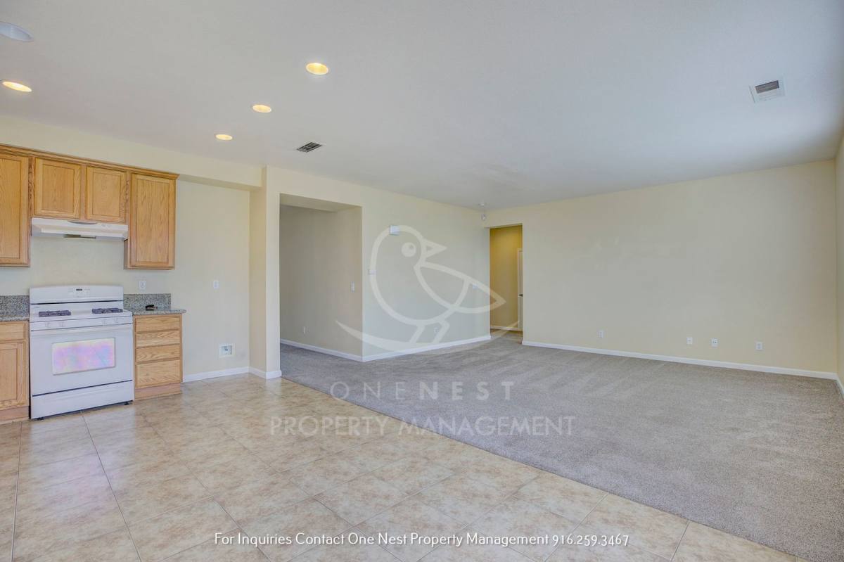 House for rent at 1746 Barney Ave, Olivehurst, CA 95961