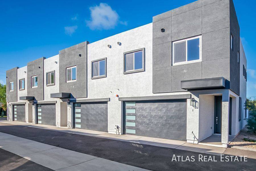 Townhouse for rent at 3010 E Yale St #1, Phoenix, AZ 85008