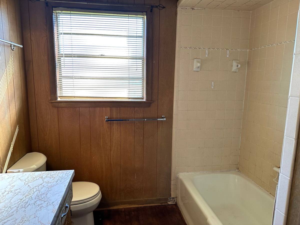 House for rent at 706 Manson St, Wolfe City, TX 75496