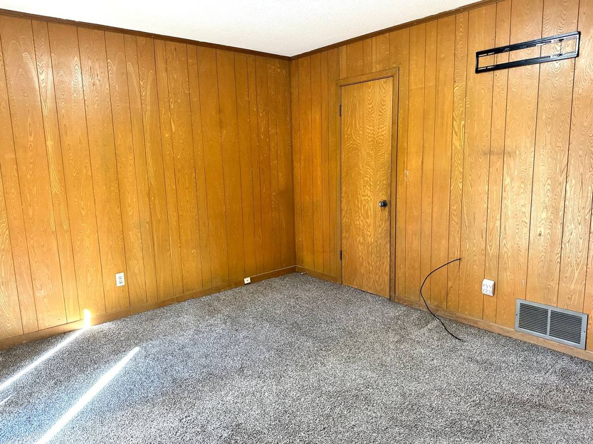 House for rent at 706 Manson St, Wolfe City, TX 75496