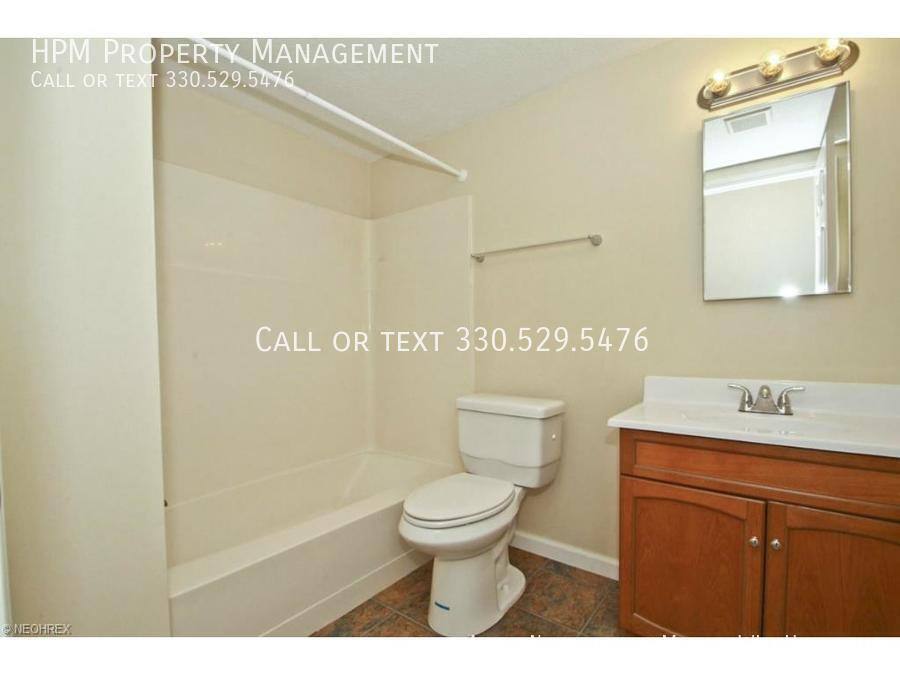 Apartment for rent at 508 E Buchtel Ave #3H, Akron, OH 44304