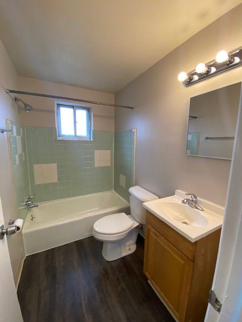 Apartment for rent at 1171 Sanborn Place, Columbus, OH 43229