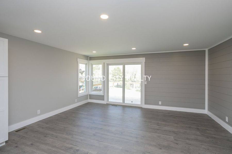 House for rent at 1608 Autumn Ridge Dr, Nashville, TN 37207