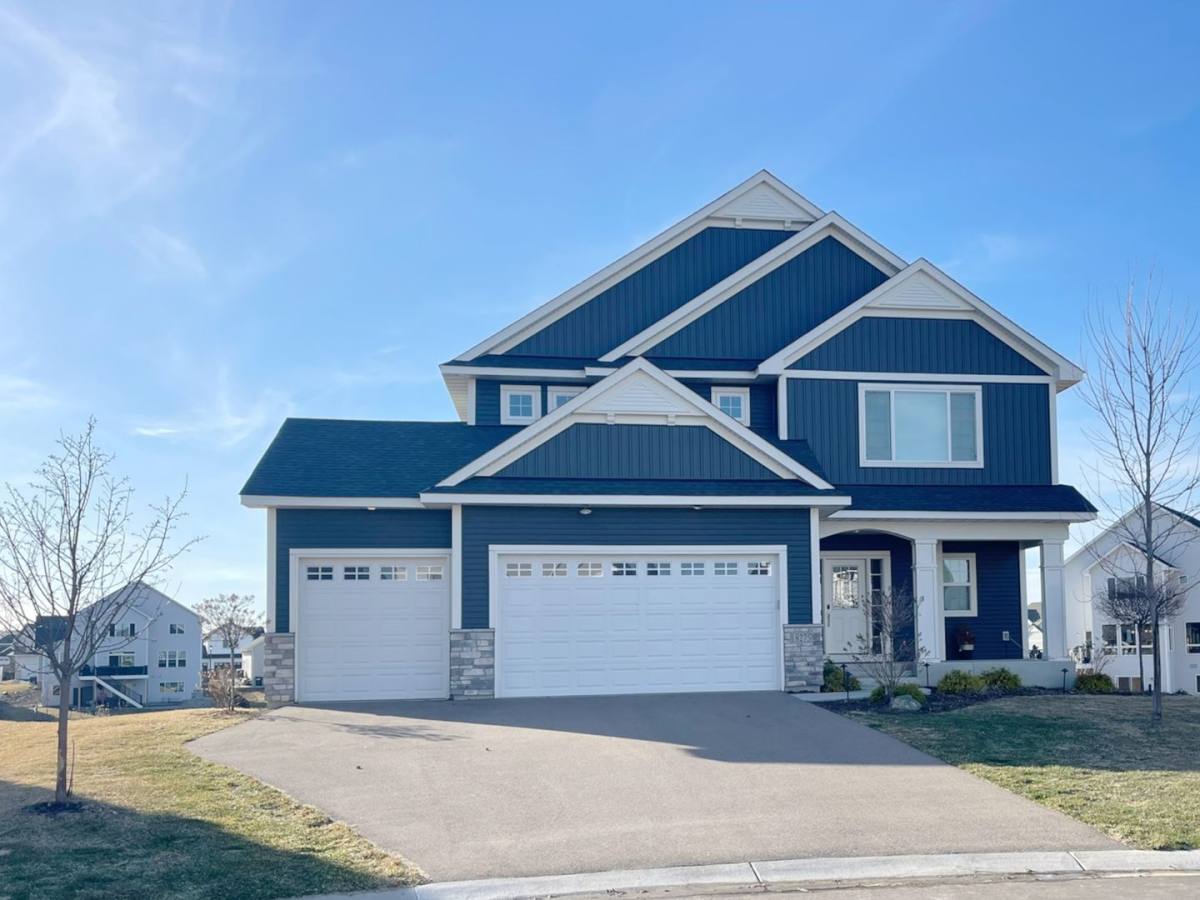 House for rent at 18275 Geyser Way, Lakeville, MN 55044