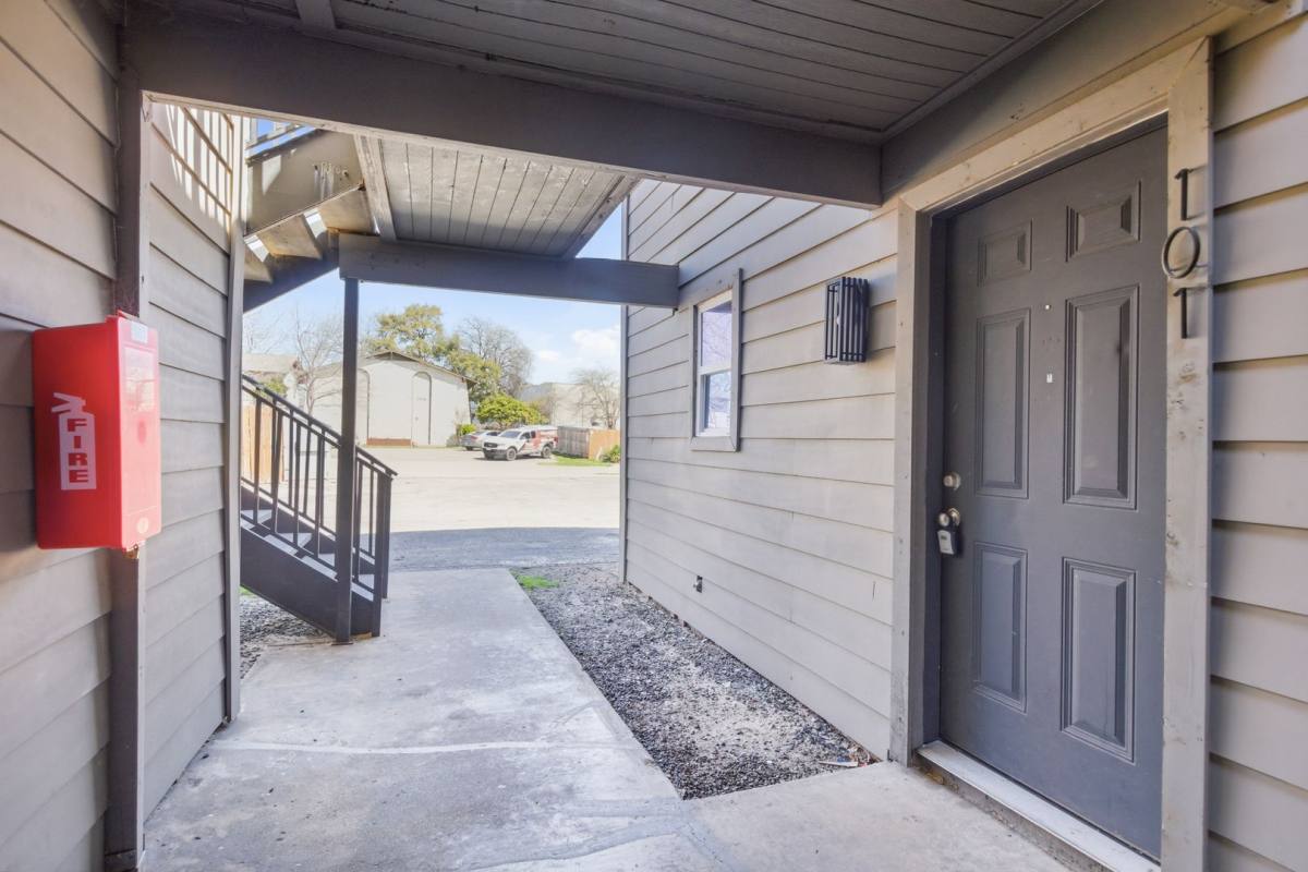 Apartment for rent at 2707 Windswept Cove #101, Austin, TX 78745