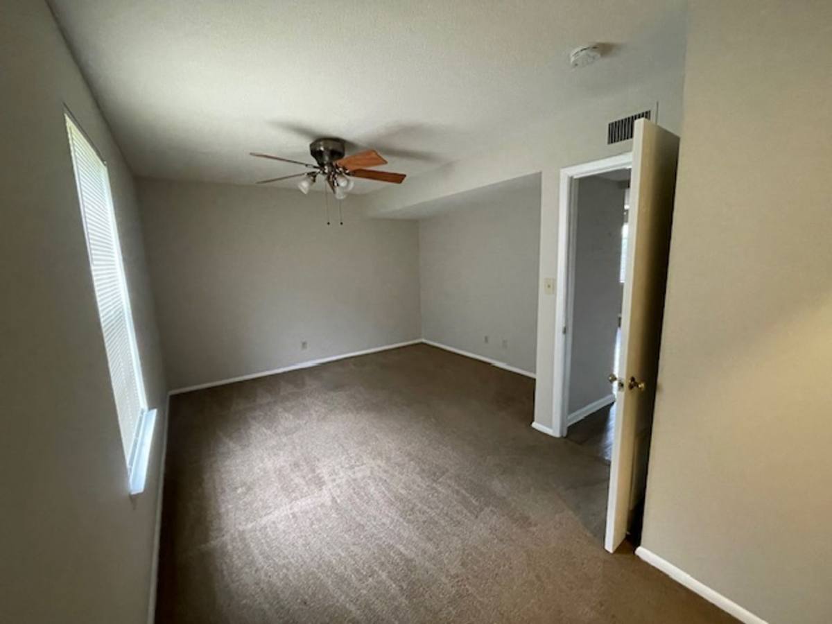 Apartment for rent at 3816B Country Club Rd, Winston Salem, NC 27104