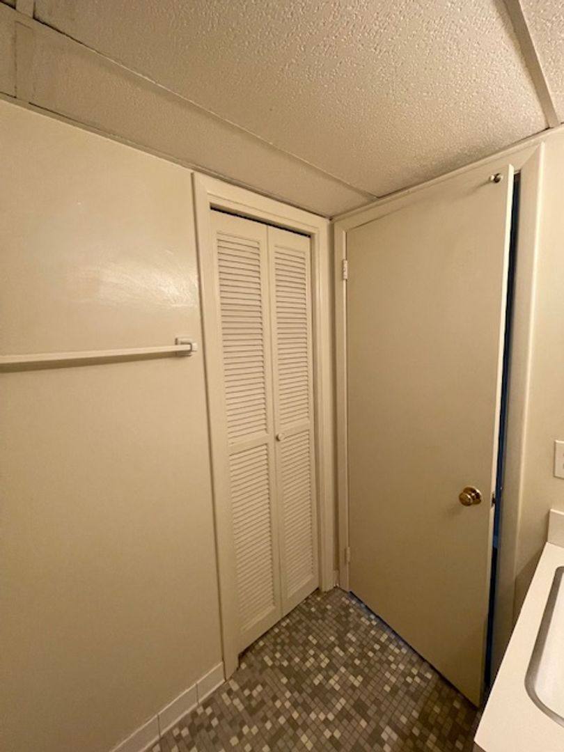 Apartment for rent at 3816B Country Club Rd, Winston Salem, NC 27104