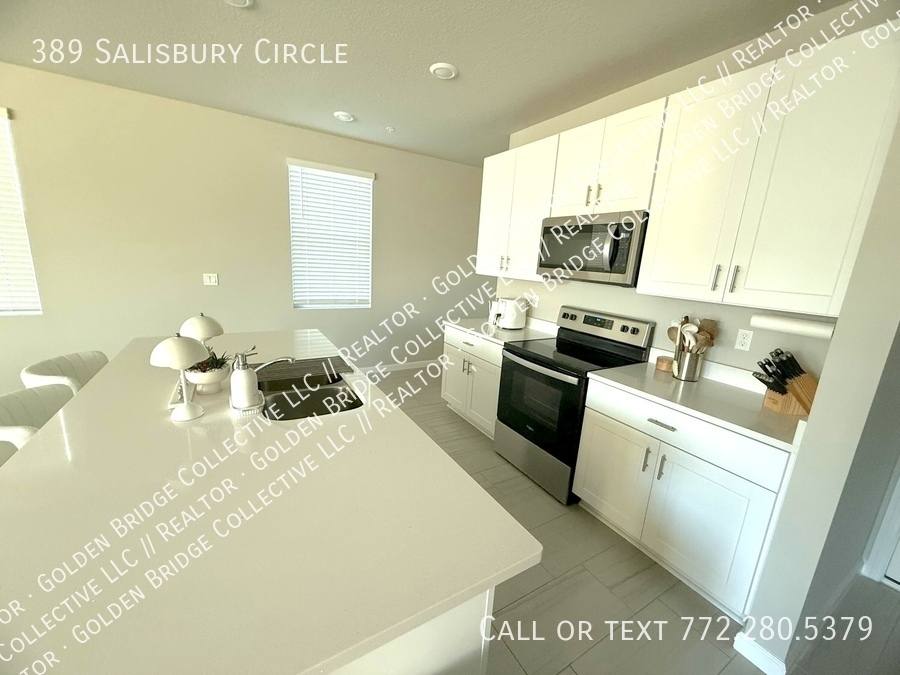 Townhouse for rent at 389 Salisbury Circle, Fort Pierce, FL 34982