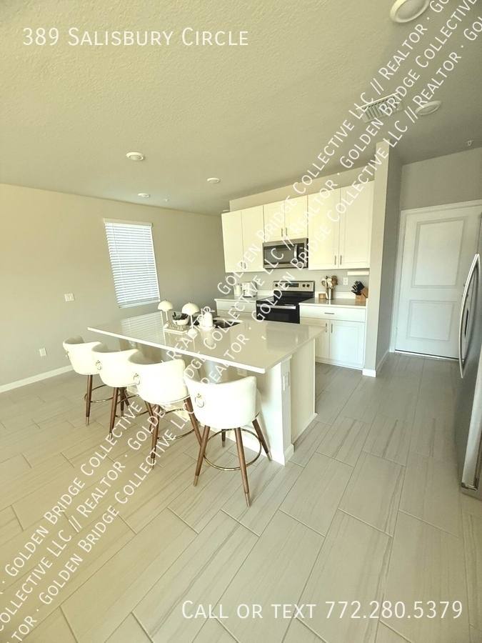 Townhouse for rent at 389 Salisbury Circle, Fort Pierce, FL 34982