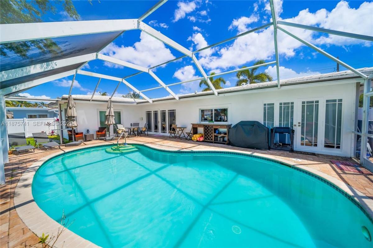 House for rent at 31 SE 12th St, Pompano Beach, FL 33060