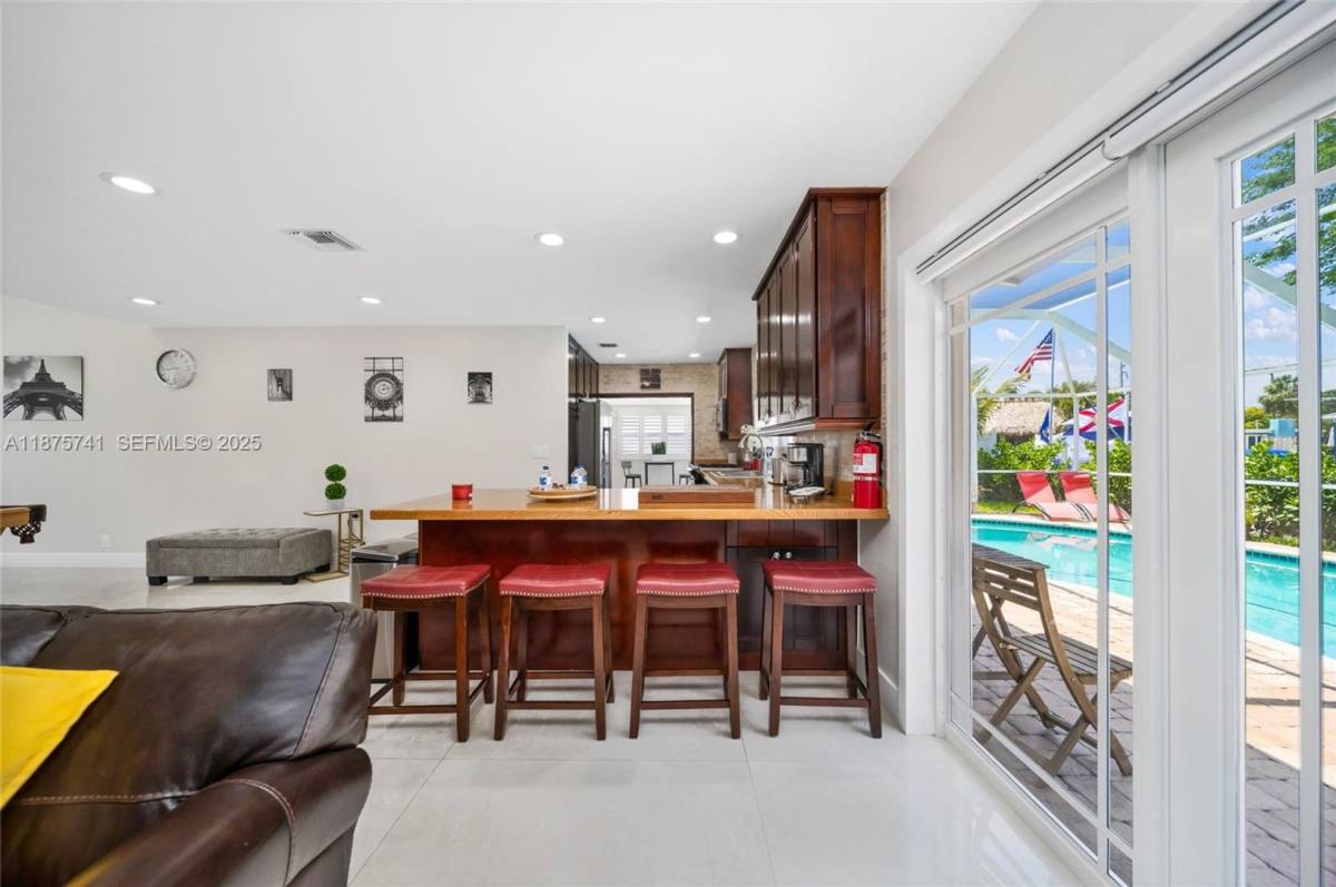 House for rent at 31 SE 12th St, Pompano Beach, FL 33060
