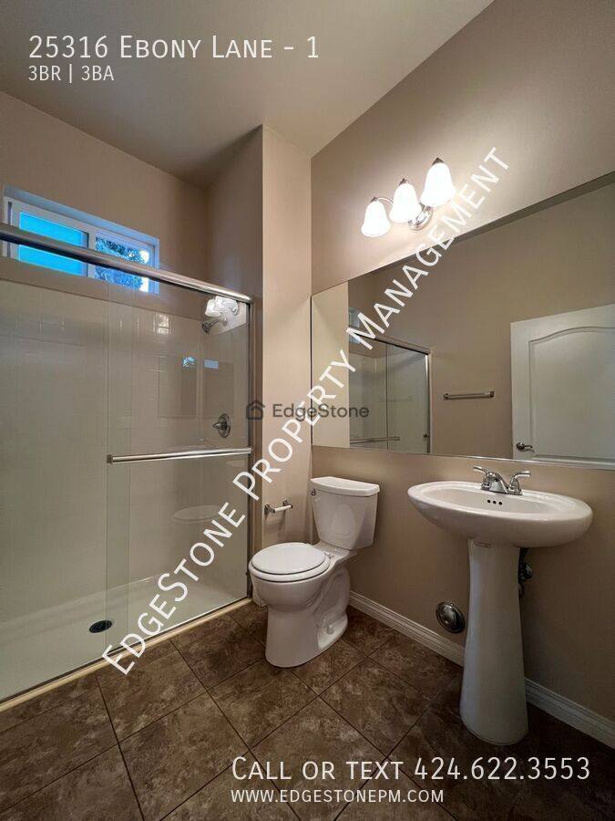 Apartment for rent at 25316 Ebony Lane #1, Lomita, CA 90717