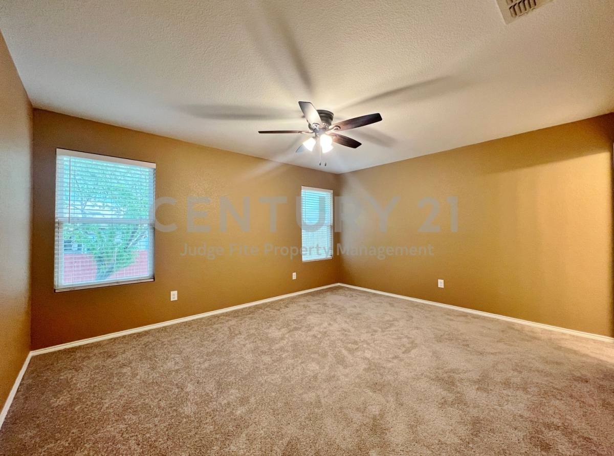House for rent at 9925 Amaryllis Lane, Fort Worth, TX 76108